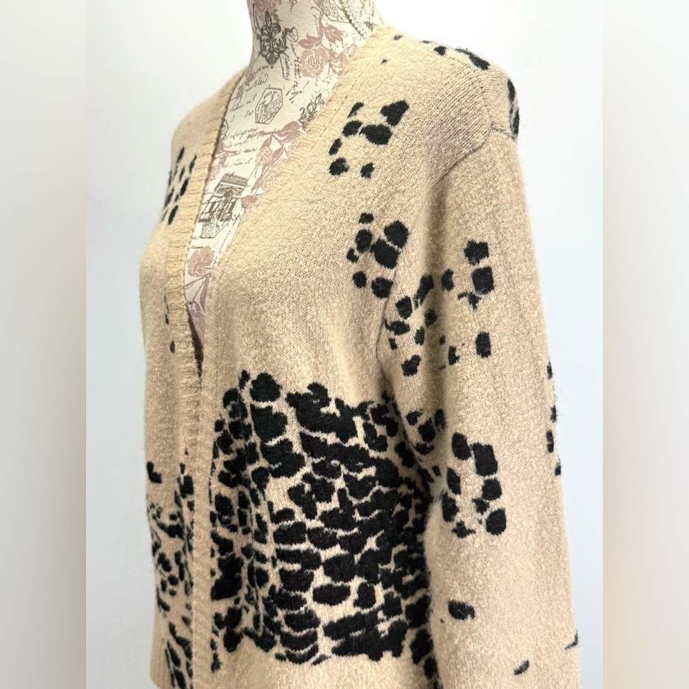 Twine & String Tan And Black Leopard Print Cardig… - image 6